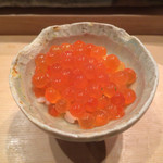 すし岩瀬 - 親子丼 (生いくら シャケの生卵ご飯)