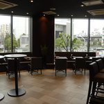 ワイン&カジュアルイタリアン  amaze - 貸し切りは座席の移動で35名様前後（立食時)まで可能です。