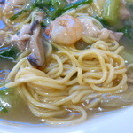 麺と具のアップ