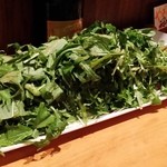 ビストロ シン 2 - 【2015年9月】ルッコラ・クレソン・パクチー3種盛り
