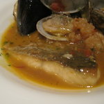 ラ バルカ - 沢山の具材を除けると、スズキさん