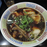 【中華そば】６５０円