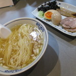 貪瞋癡 - 氷見産煮干しラーメン