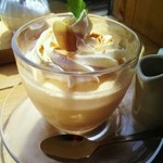 フラットホワイト コーヒー ファクトリー - プリン