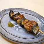 鮨十 - くりから焼き　粉山椒でいただきます