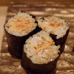 三谷 - 青森県産昆布〆ばふん雲丹巻き