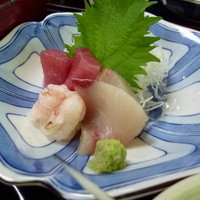 ひつまぶし 備長 本店 - たちばな御膳のお刺身