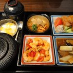 東魁楼 本館 - デラックスランチＢ　１４５０円