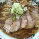 肉煮干中華そば 鈴木ラーメン店 - 大盛（チャーシュー4枚(^○^)）