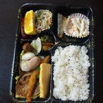 弁当茶屋芳来 - 料理写真:配達弁当（１日目）