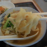 西安刀削麺 - 麺はこんな感じ