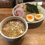 麺屋 蕾 - 特製つけ麺（大盛り）