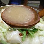 松乃家 - ７～８割の人が選ぶという西京味噌のスープ