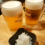 やきとりこまつ - 生ビール　1杯200円　お通し300円