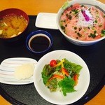 中トロ丼