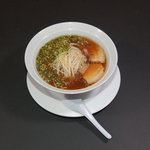 広東料理味記 - 細麺のラーメン、ピリ辛麺もあり