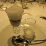 レフェルヴェソンス - 27年9月　極東のテロワールへ　鮑、黒大根、紫蘇の花　酢橘、お酒