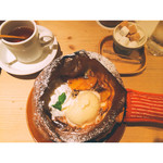 森の間CAFE - ダッチベイビーパンケーキ(リンゴキャラメリゼ・バニラアイストッピング)