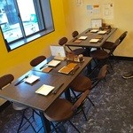 華蔵 - テーブル席