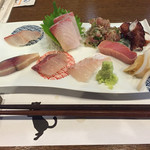 刺身盛り合わせ