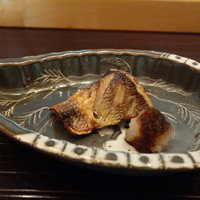 一心鮨 光洋 - カマスの味噌漬け焼きに、サルジニア島の赤ワインの組み合わせが良かったです