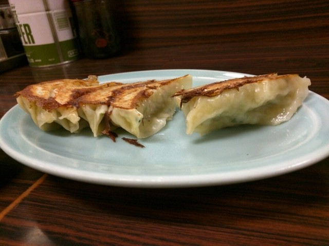 らぁーめん ギョーザ 一楽 - 新今宮駅前/ラーメン | 食べログ