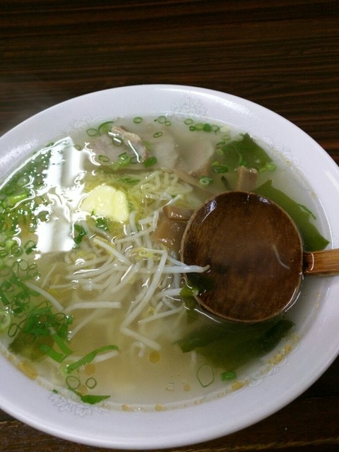 らぁーめん ギョーザ 一楽 - 新今宮駅前/ラーメン | 食べログ