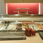 葉山 福ふく - 真新しいカウンター