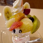 フルーツカフェ タマル - フルーツパフェ