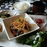 Cafe ku:nel - 2015年9月 ランチ～肉～