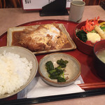 かつふみ - ロースカツ卵とじ1100円 20150923