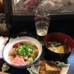 漁師めし　みなと食堂 - 海鮮丼定食