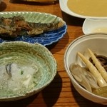 川瀬 - コースは鮎の酢の物、イワナの唐揚げ、山菜煮など