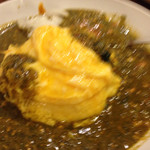 若草カレー本舗 - オムカレー若草カレーがけ