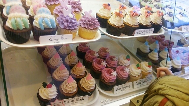 ロンドンカップケーキ London Cupcakes 金沢 ケーキ 食べログ ロンドンカップケーキ London Cupcakes 金沢 ケーキ 食べログ