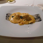 RISTORANTE STELLA - 前菜②：塩鱈とホタテのラヴィオリ イカ墨のクレマとサフランのソース
