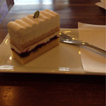 パティスリー ヴィオレット - ブルーベリーのレアチーズケーキ