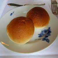 現代仏蘭西料理 朔詩舎 - 特注（柔らかいパン）