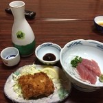 金彦魚店 - 出羽桜、メジマグロ、タラフライ