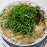 ラーメン魁力屋 - 特製醤油ネギラーメン