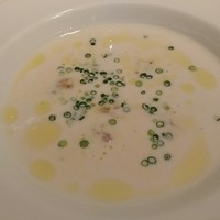 ラシェット・ブランシュ - 冷製浅蜊のヴィシソワーズスープ