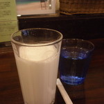 curry 草枕 - ラッシーとお水