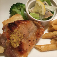 Osteria UVA RARA 横浜 - 