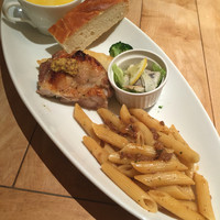 Osteria UVA RARA 横浜 - 