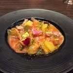 俺のフレンチ 銀座本店 - サーモンのカルパッチョ(柑橘の香り)