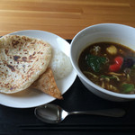 Soup Curry Quarter - 平日限定３０食ランチセット（チョイ辛）