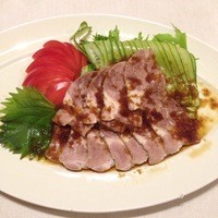 南国酒家 原宿本店 - 雲白蒜肉片はニンニク控えめ