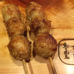 熊の焼鳥106 - ２０１５年９月２３日　名物『鶏刺し12種盛り』付き おまかせ10串コース3,700円(税抜)