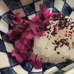 熊の焼鳥106 - ２０１５年９月２３日　名物『鶏刺し12種盛り』付き おまかせ10串コース3,700円(税抜)