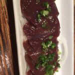 あぶり厨房 我風 - 馬レバー刺